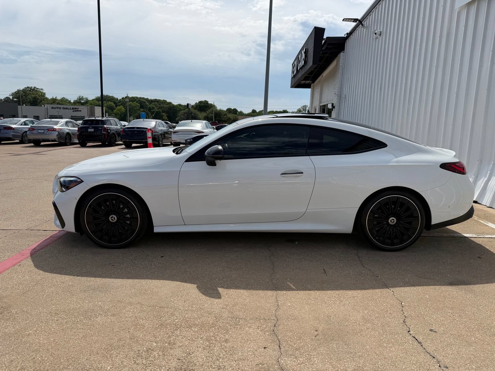 Used 2024 Mercedes-Benz CLE 300 4MATIC Coupe image 3