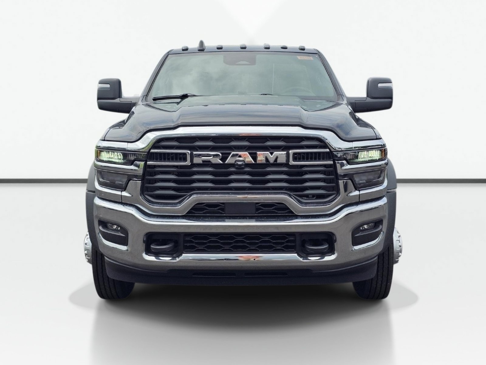 New 2026 RAM 4500 Tradesman w/ Chrome Appearance Group RWD image 2
