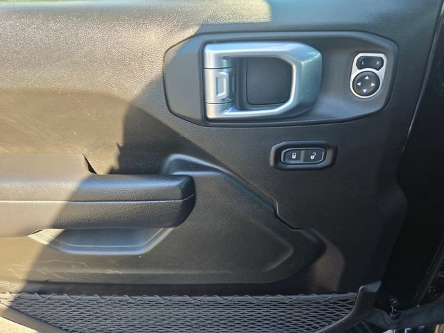 Used 2025 Jeep Wrangler Unlimited Sport AWD/4WD image 18