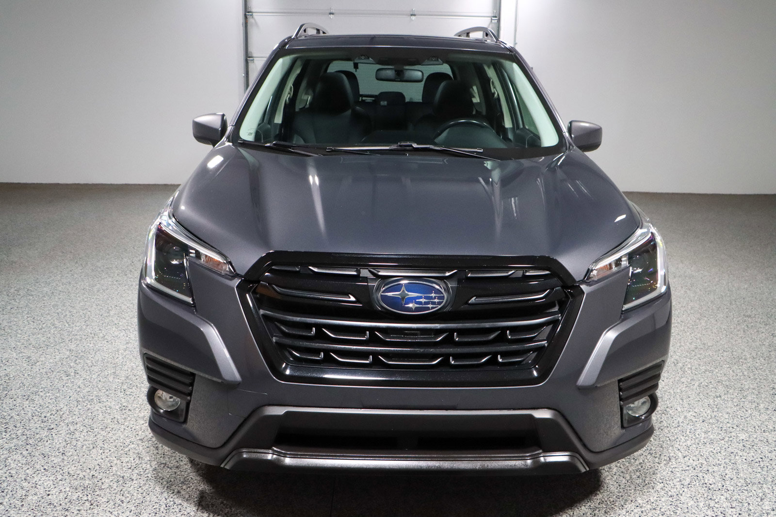 Used 2023 Subaru Forester Premium image 4