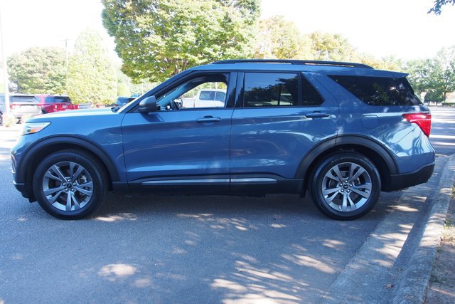 Certified 2021 Ford Explorer XLT w/ Equipment Group 202A RWD image 4
