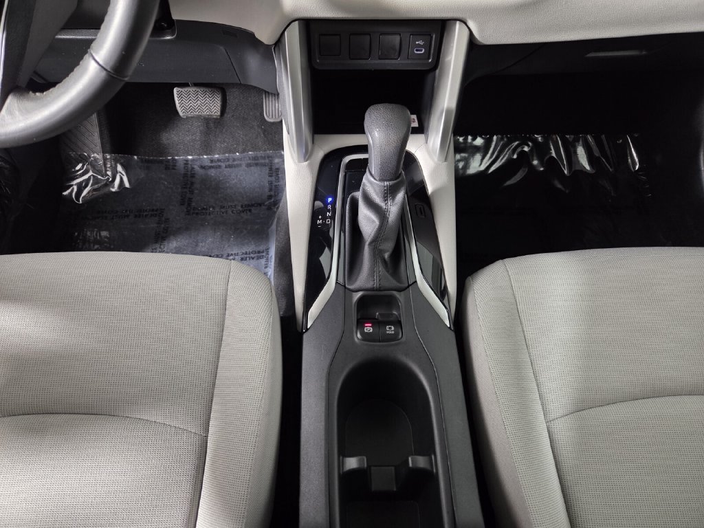 Used 2023 Toyota Corolla Cross LE FWD image 11