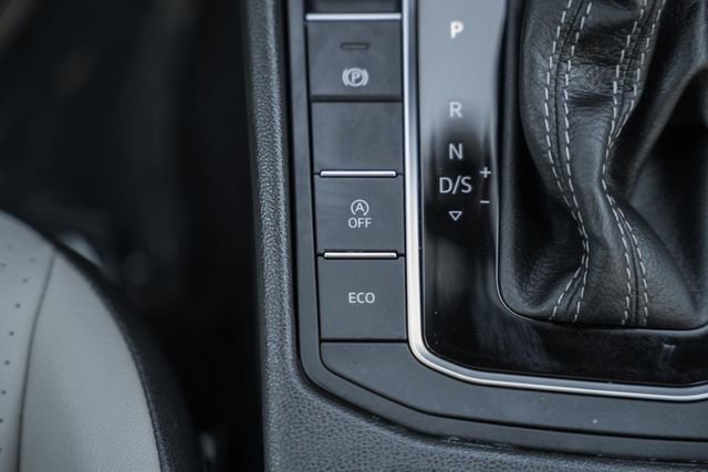 Used 2020 Volkswagen Jetta R-Line image 24