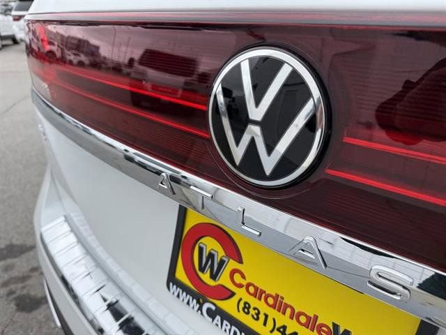 New 2025 Volkswagen Atlas SEL image 11