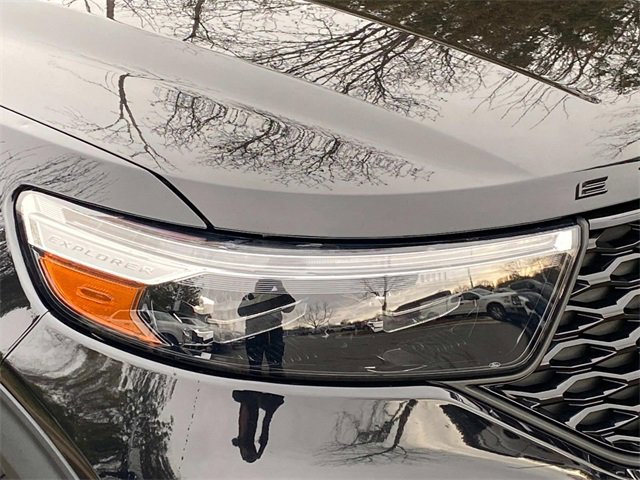 Used 2023 Ford Explorer ST w/ Equipment Group 401A image 4