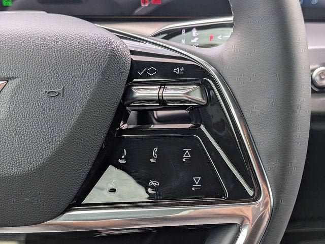 New 2027 Cadillac Vistiq Sport w/ LPO, Floor Liner Package AWD/4WD image 29