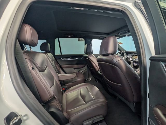 Used 2021 Cadillac XT6 Premium Luxury image 14