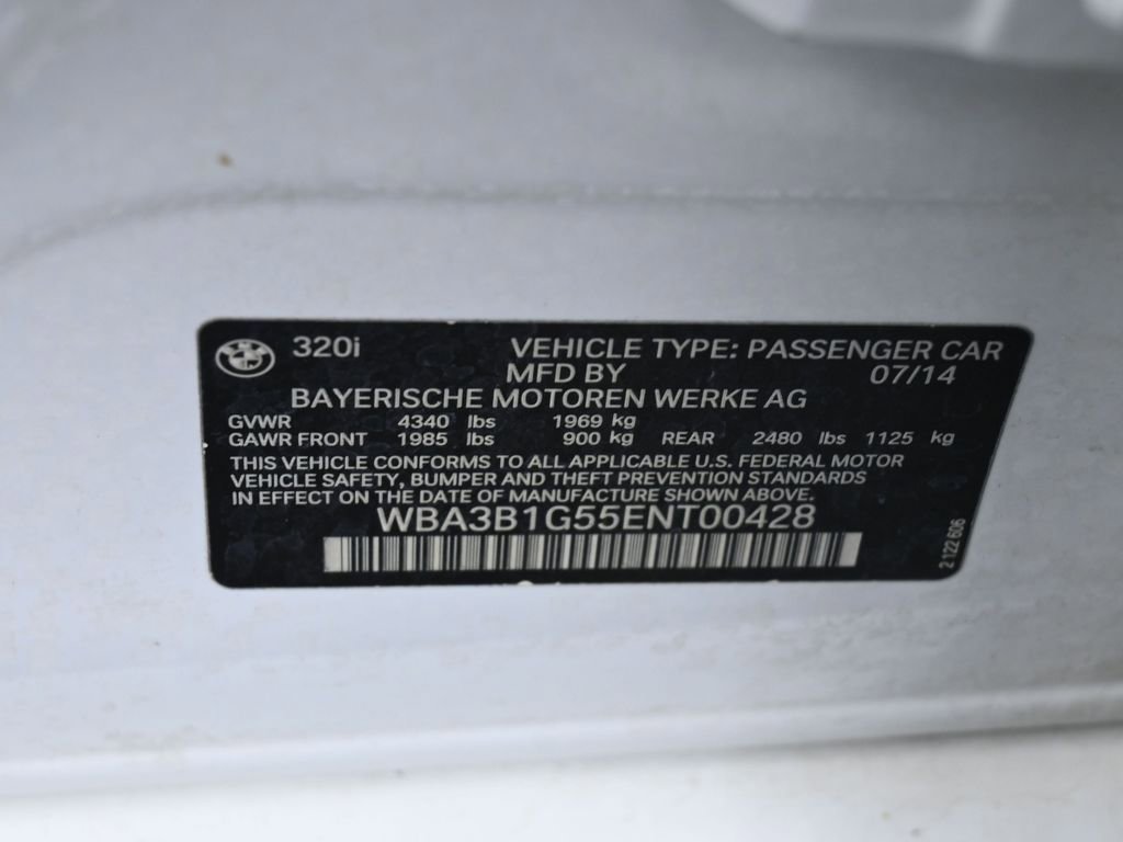 Used 2014 BMW 320i Sedan image 17