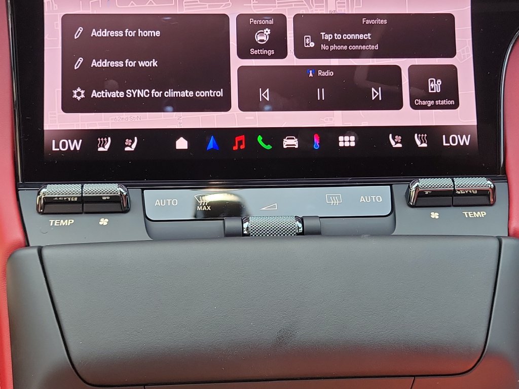 New 2026 Porsche Cayenne Turbo AWD/4WD image 33