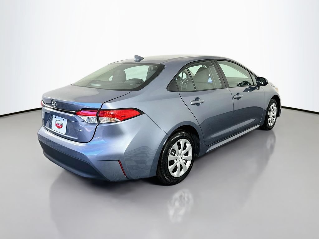 Certified 2025 Toyota Corolla LE FWD image 5