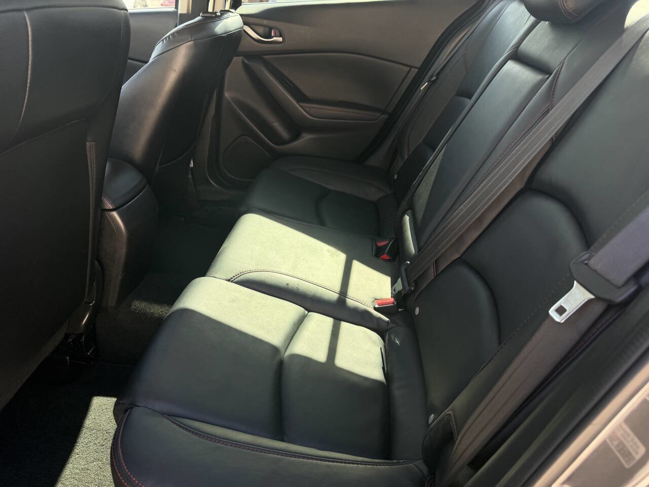 Used 2014 MAZDA MAZDA3 s Touring FWD image 15