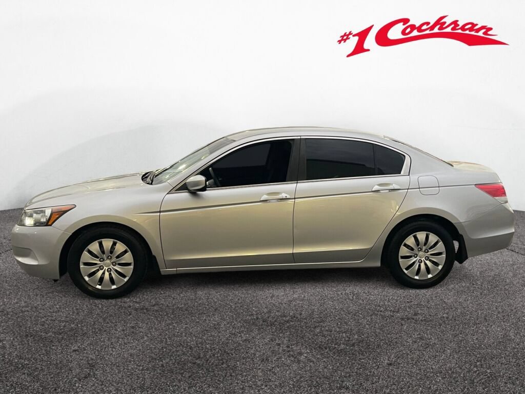 Used 2010 Honda Accord LX image 17