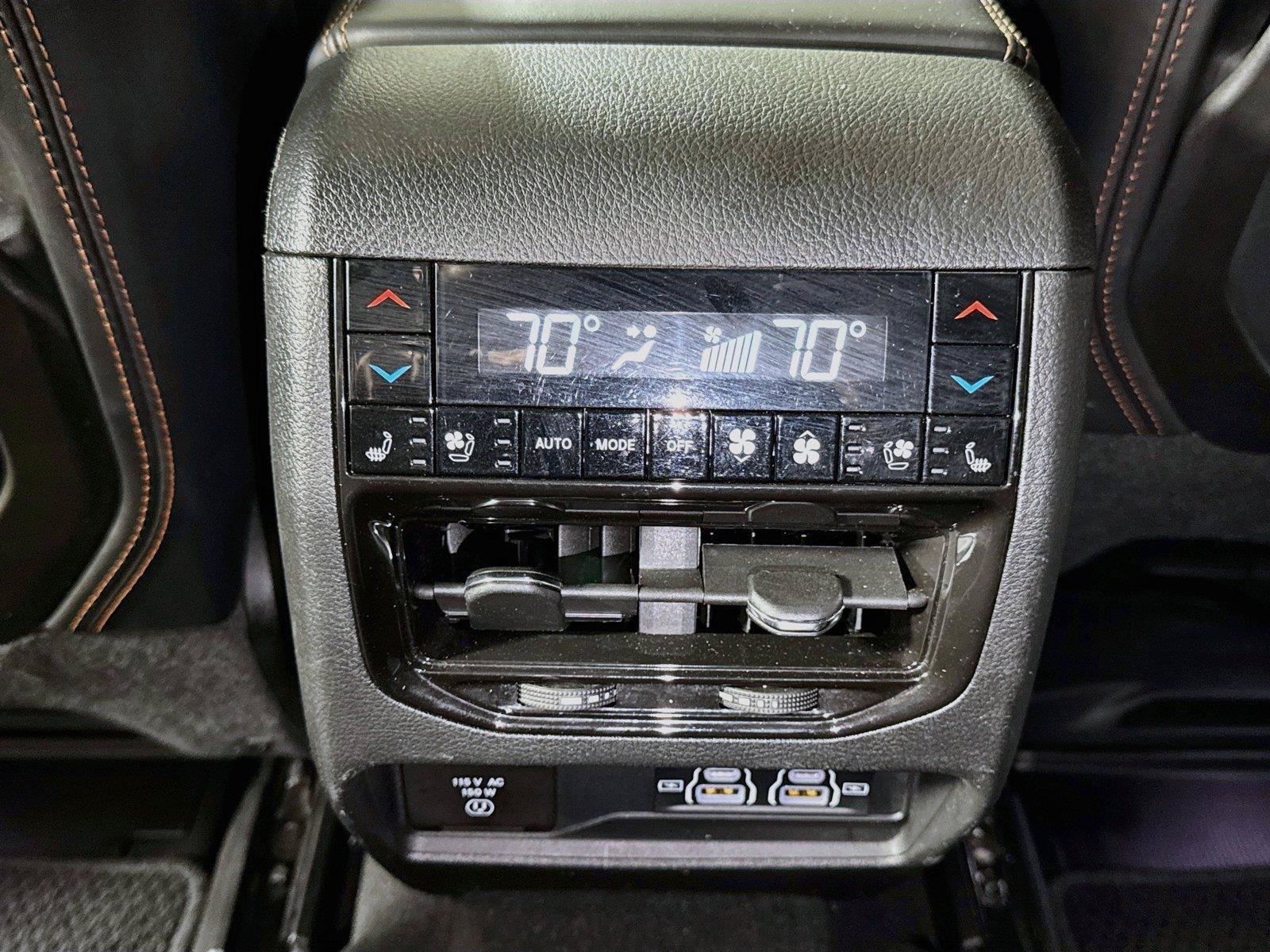 Used 2025 Jeep Grand Cherokee L Summit AWD/4WD image 25