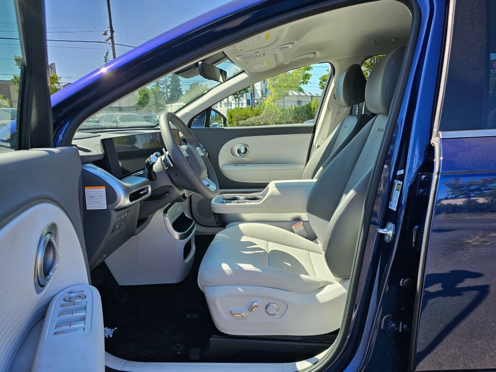 New 2026 Hyundai Ioniq 9 SEL image 16