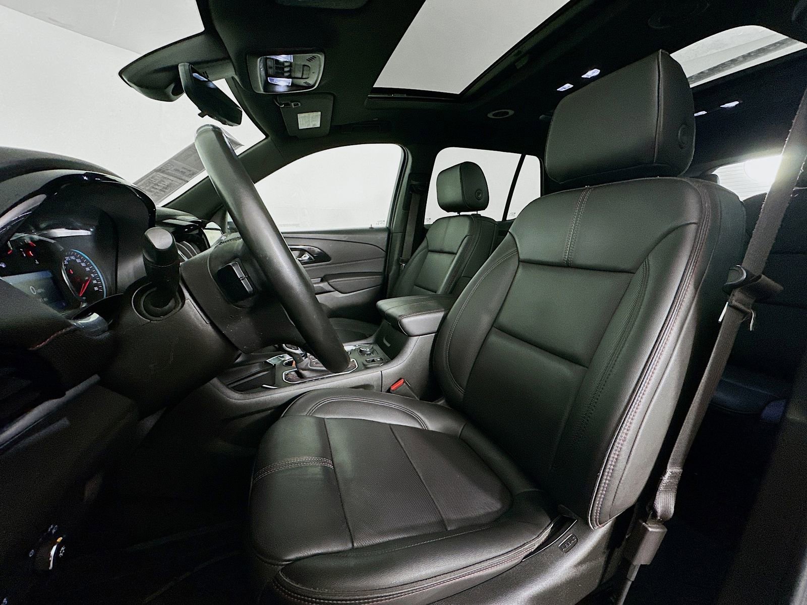 Used 2023 Chevrolet Traverse RS w/ LPO, Floor Liner Package image 23