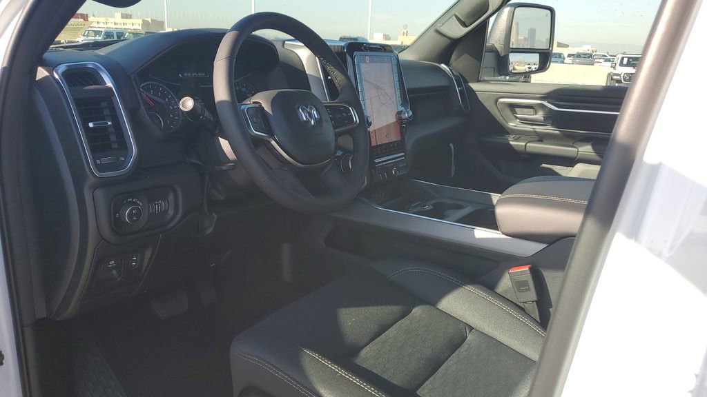 New 2026 RAM 1500 4x4 Crew Cab image 20