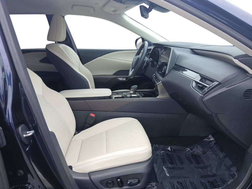 Used 2024 Lexus RX 350 FWD w/ Technology Package image 15
