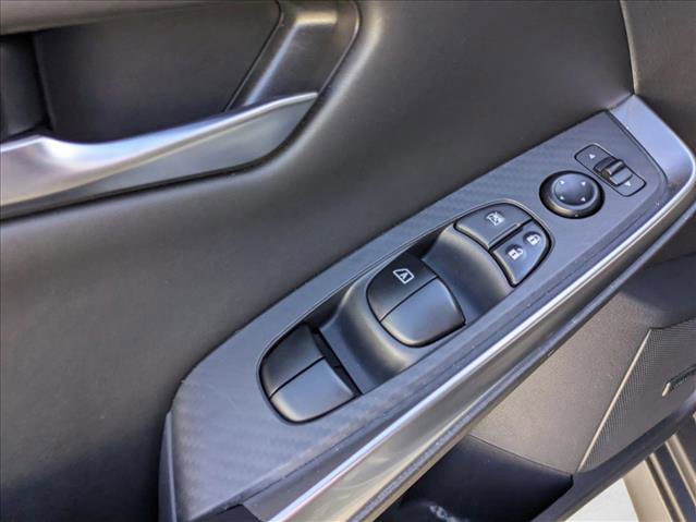 Used 2022 Nissan Sentra SR w/ SR Premium Package image 12