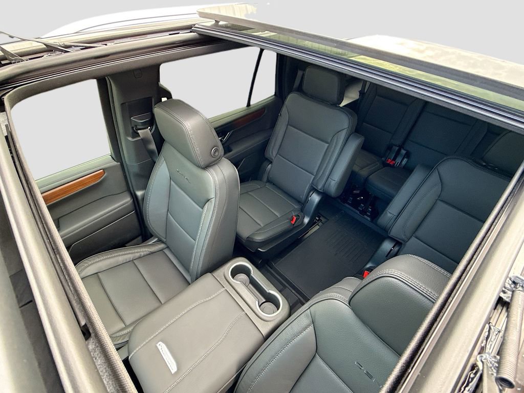 New 2026 GMC Yukon Denali w/ Sun & Power Step Package image 23