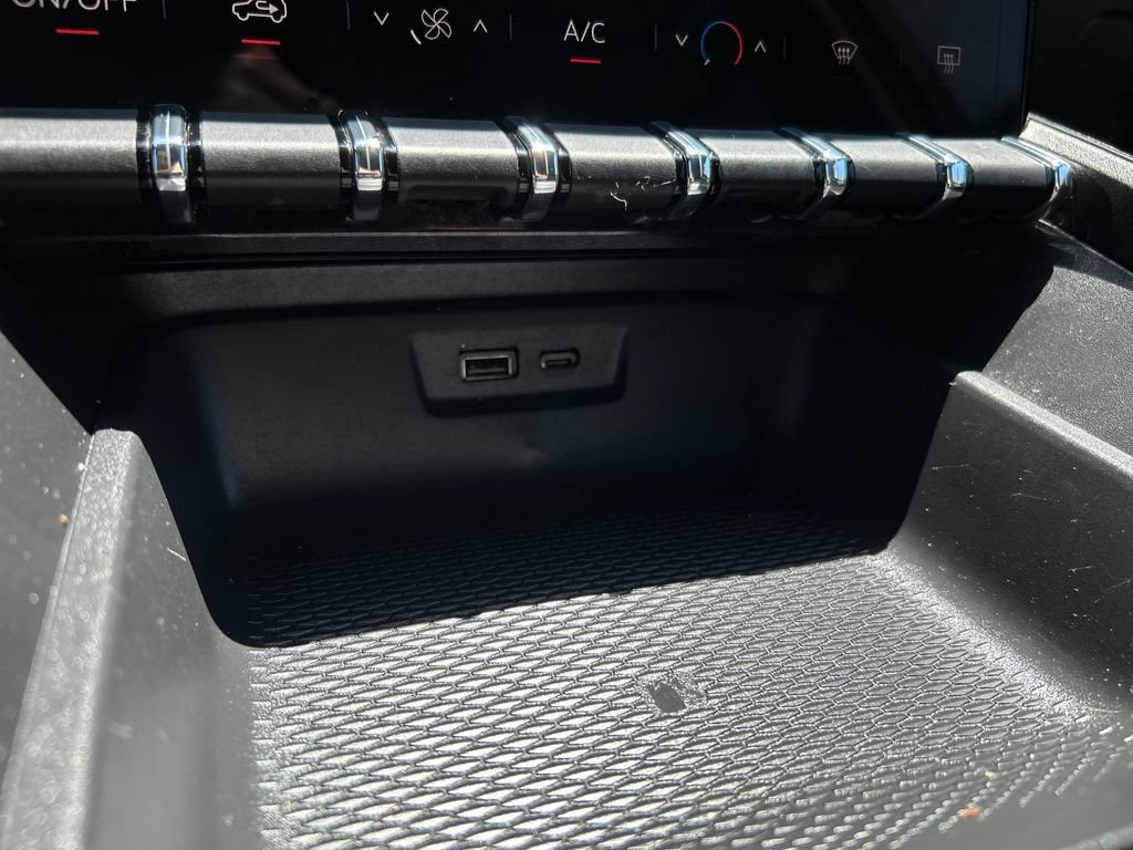 Used 2025 GMC Terrain Elevation AWD/4WD image 30