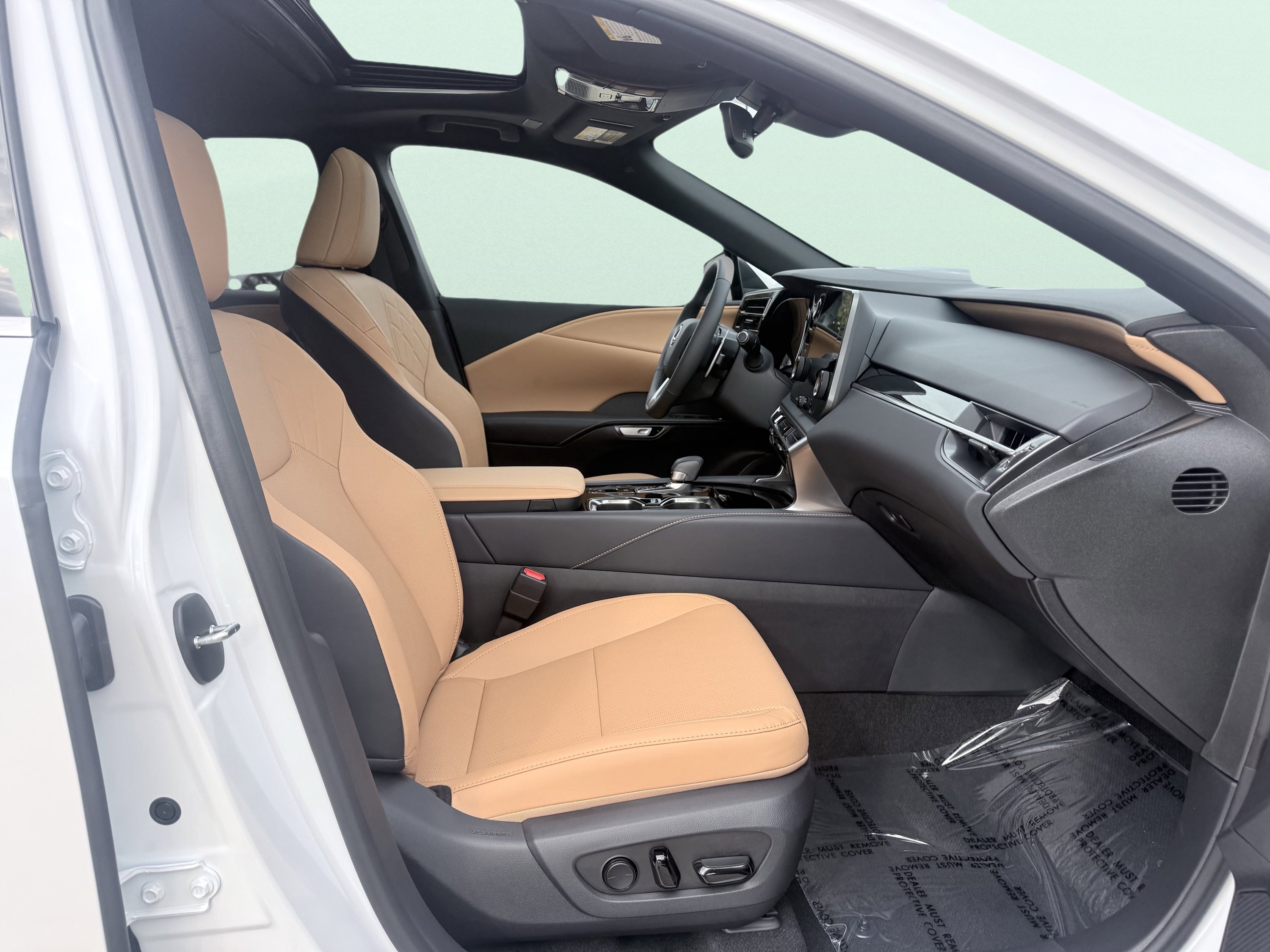 Used 2026 Lexus RX 350 FWD w/ Cold Area Package image 46