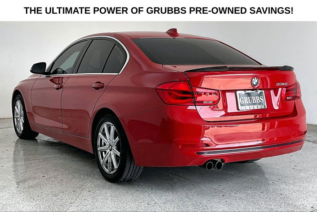 Used 2018 BMW 330i Sedan w/ Convenience Package RWD image 2