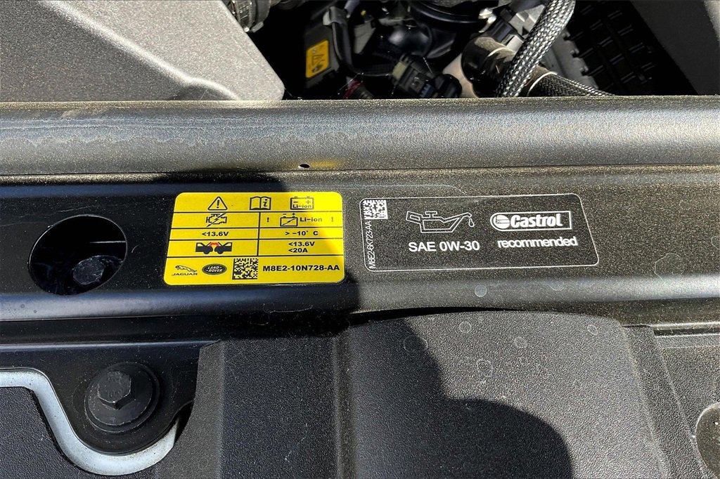 Used 2025 Land Rover Range Rover Sport Dynamic SE image 30