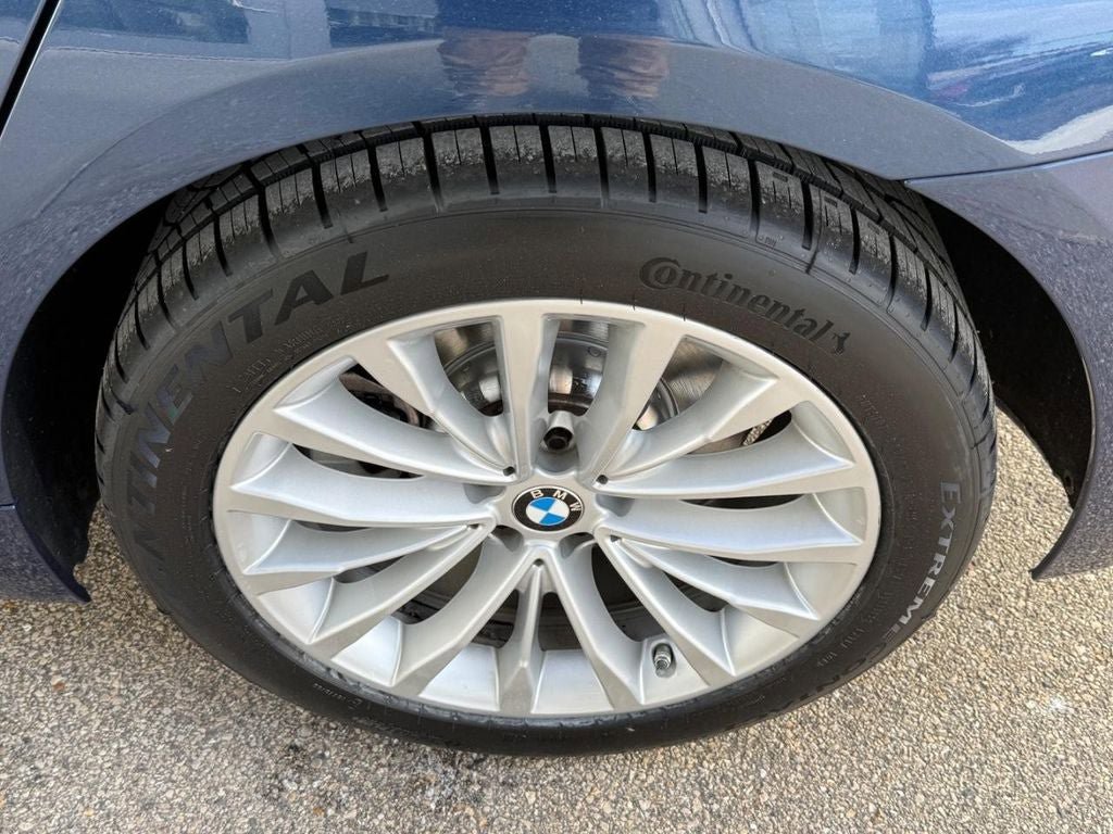 Used 2022 BMW 530i xDrive w/ Executive Package AWD/4WD image 7