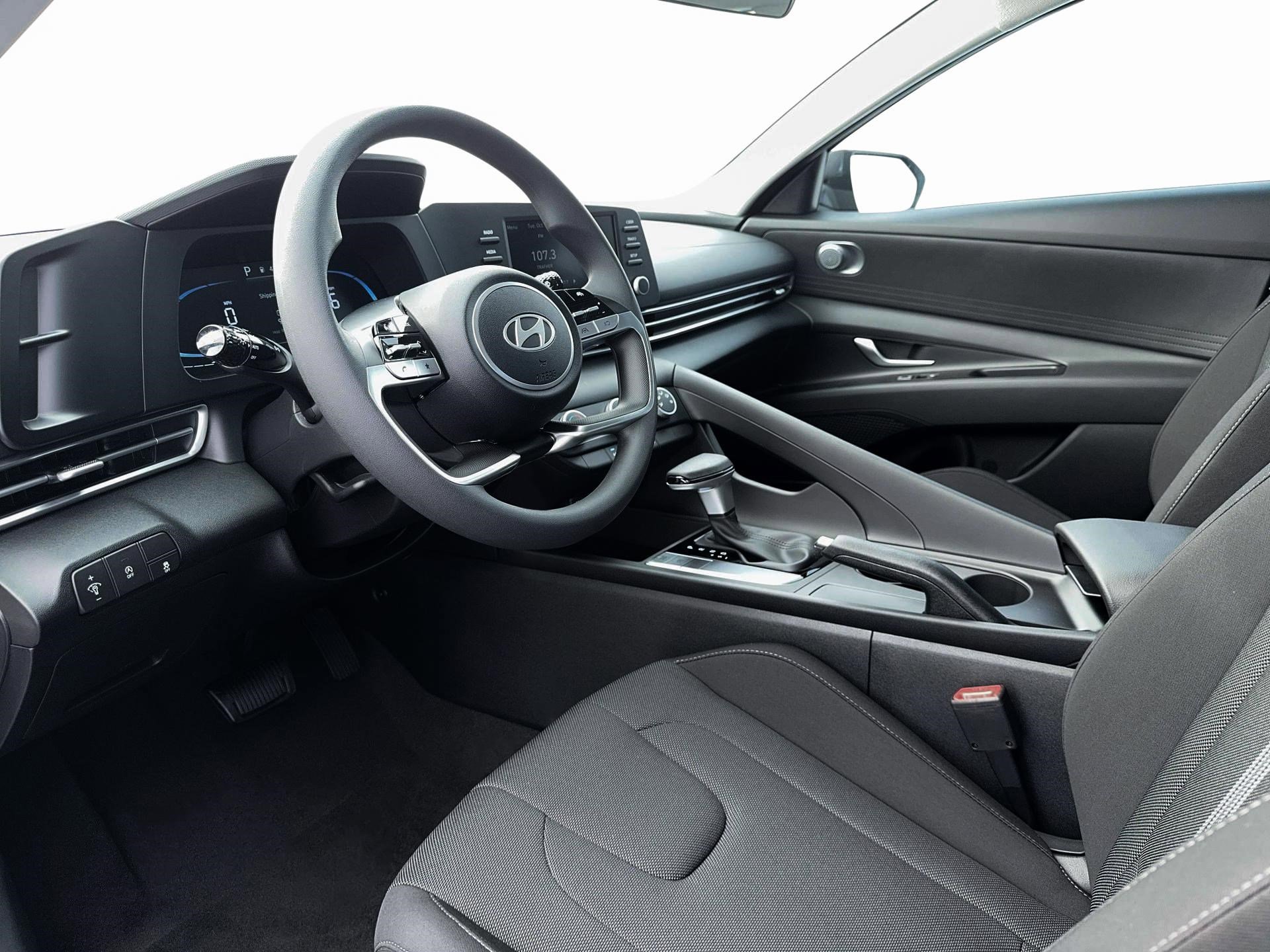 New 2026 Hyundai Elantra SE image 15