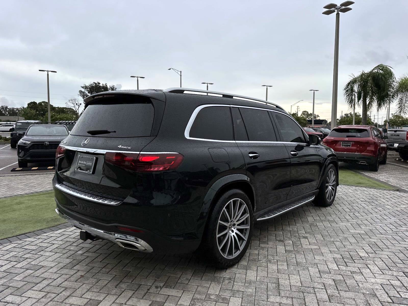 Certified 2025 Mercedes-Benz GLS 580 4MATIC image 4