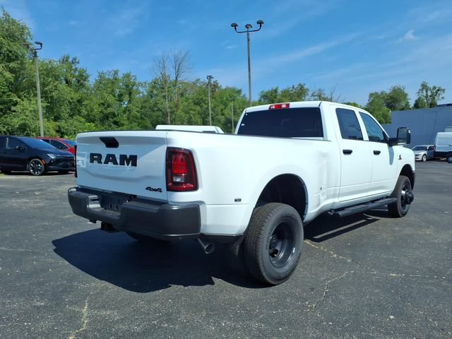 New 2026 RAM 3500 Tradesman AWD/4WD image 7