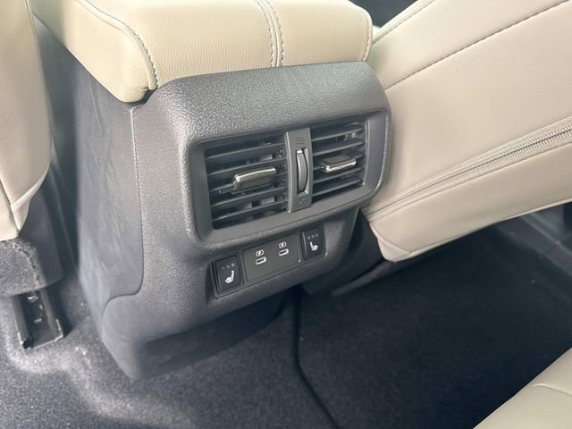 New 2026 Nissan Murano Platinum image 17