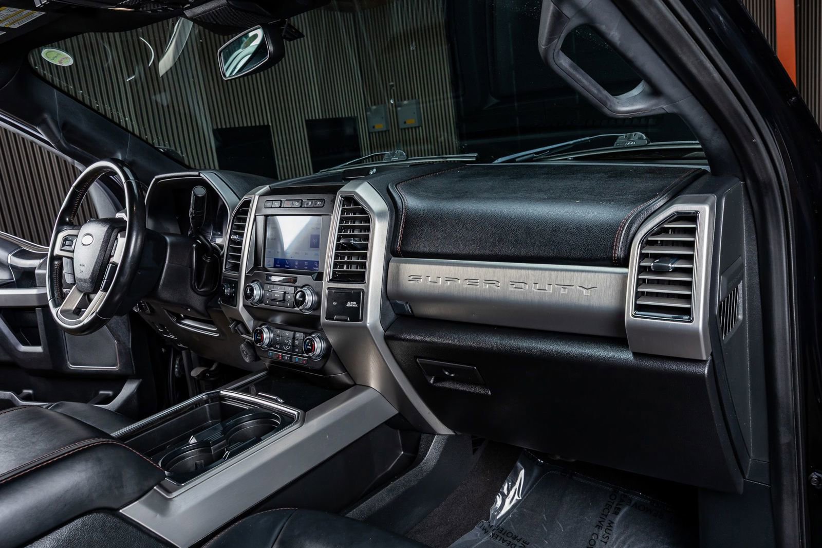 Used 2021 Ford F350 Platinum image 14