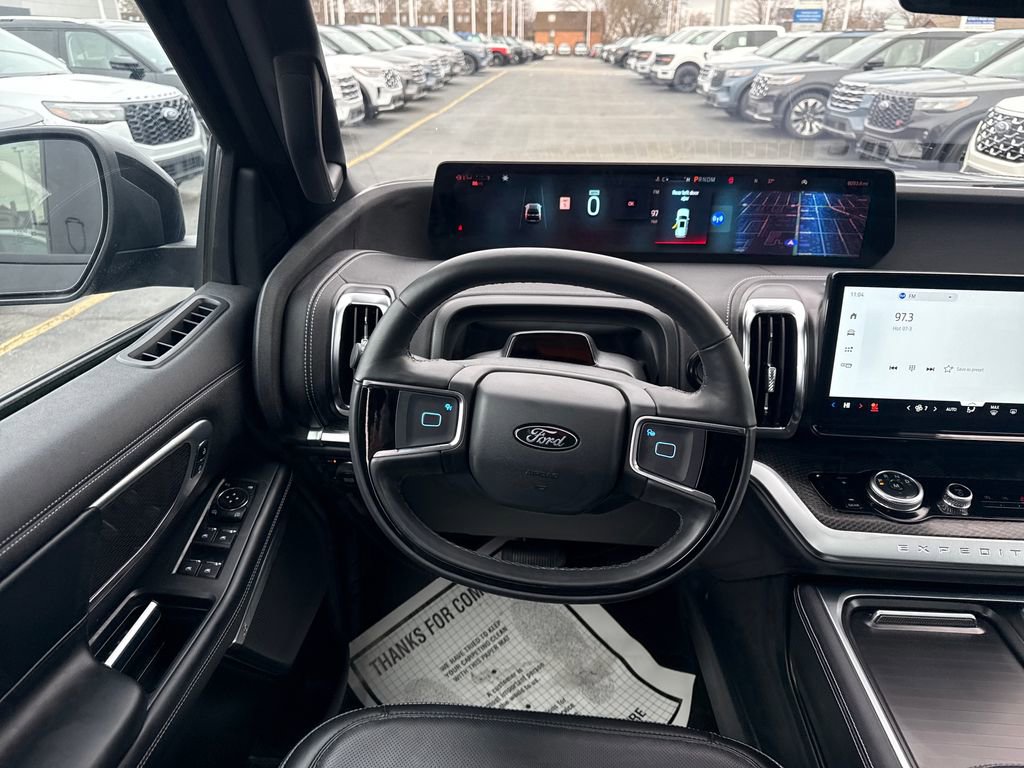 Used 2025 Ford Expedition Platinum w/ Stealth Appearance Package image 26