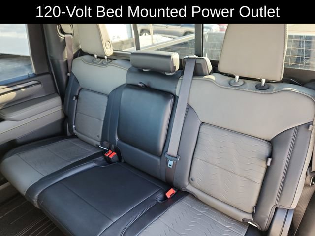 Used 2025 Chevrolet Silverado 2500 ZR2 w/ Technology Package AWD/4WD image 29