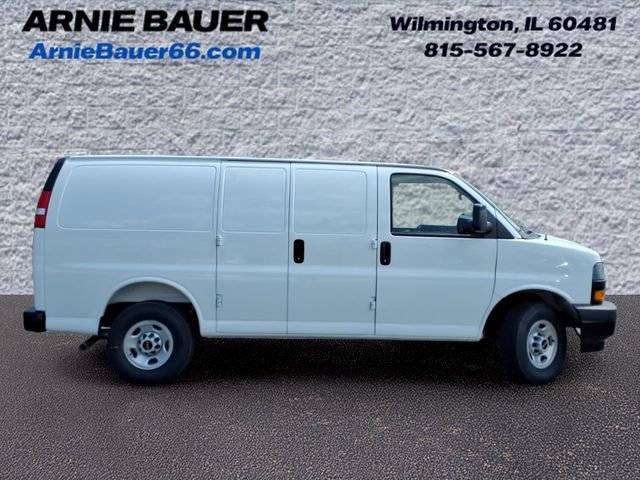 New 2026 GMC Savana 2500 w/ Driver Convenience Package RWD image 4