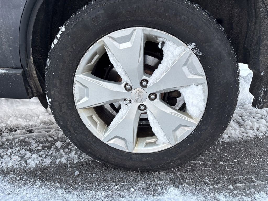 Used 2016 Subaru Forester 2.5i Limited image 8