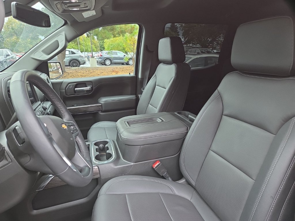 Used 2022 Chevrolet Silverado 1500 LTZ RWD image 17