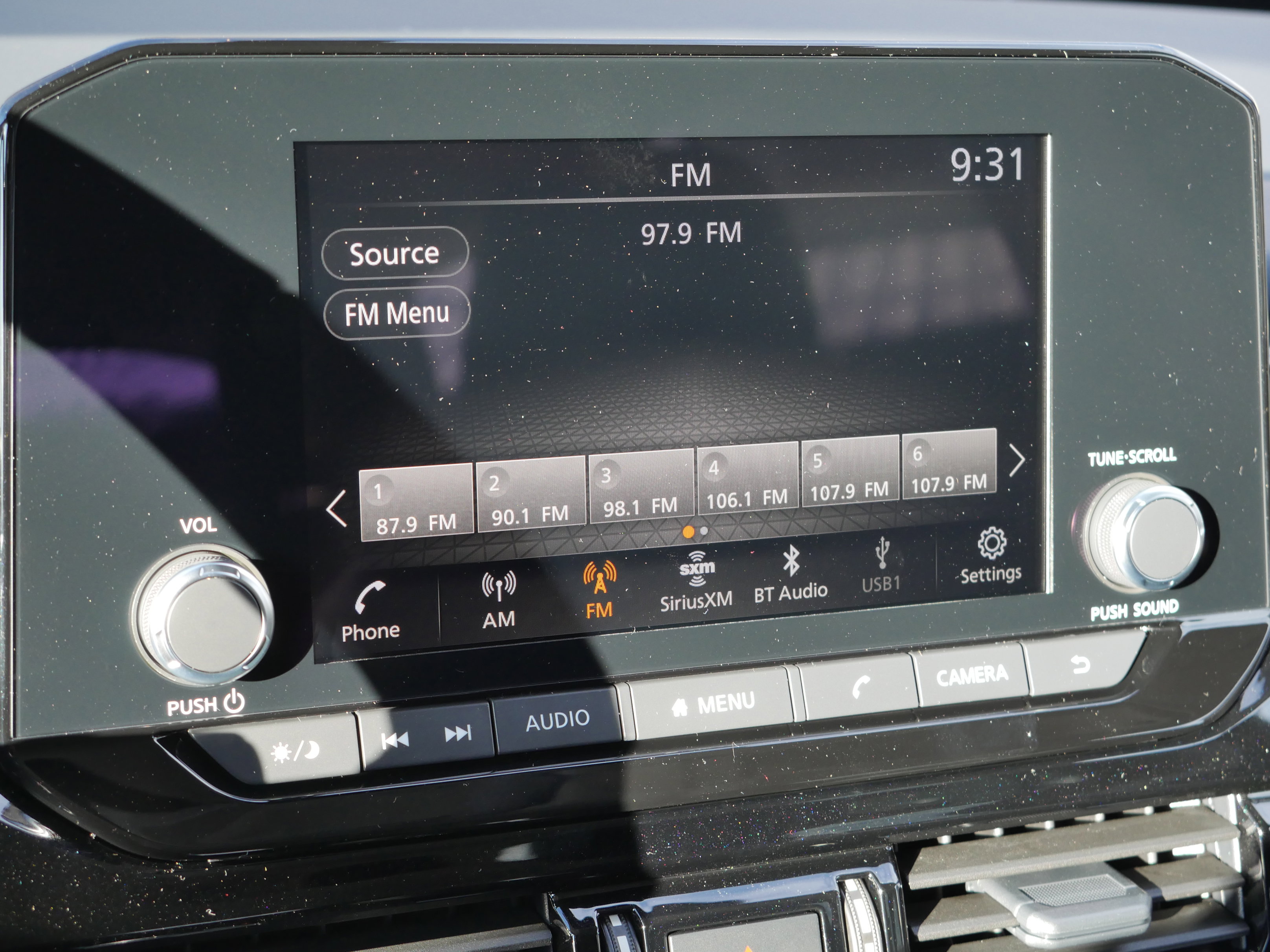 New 2025 Nissan Pathfinder SV image 10