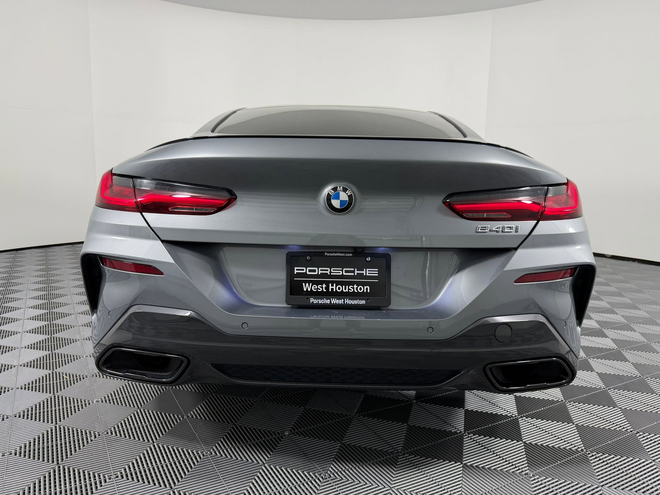 Used 2024 BMW 840i Coupe image 10