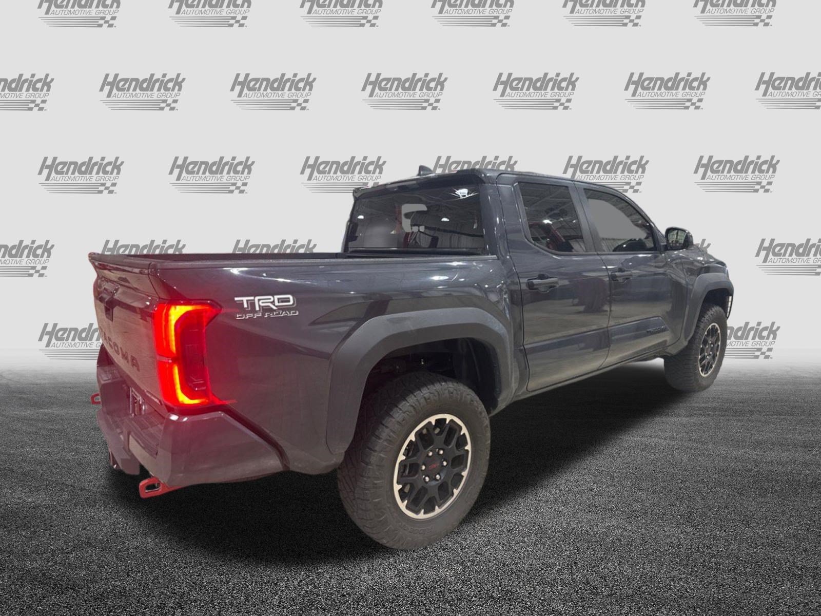 Certified 2025 Toyota Tacoma TRD Off-Road AWD/4WD image 6
