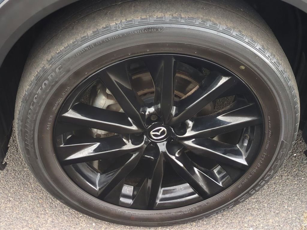 Used 2023 MAZDA CX-9 Carbon Edition image 10