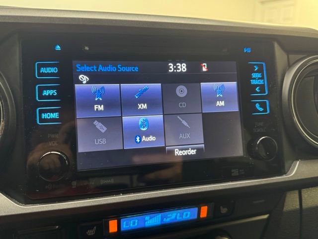 Used 2017 Toyota Tacoma TRD Off-Road AWD/4WD image 20