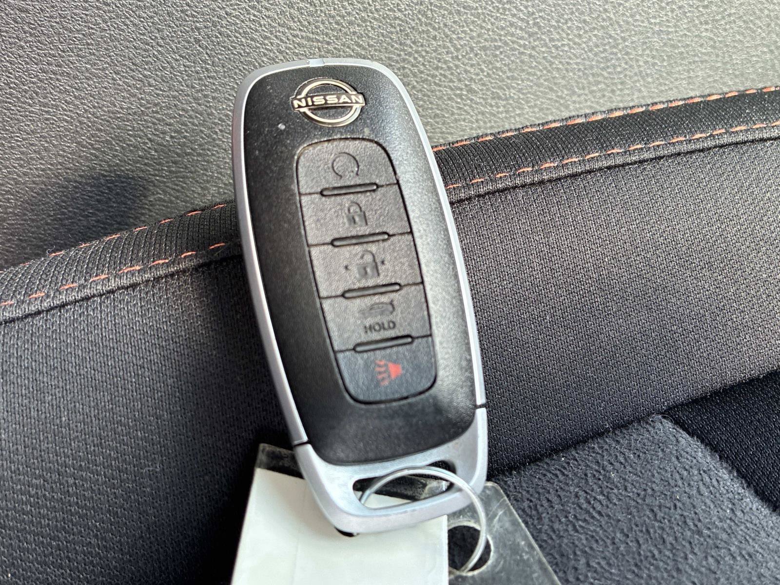 Used 2024 Nissan Sentra SR FWD image 9