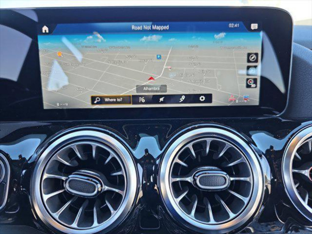 Used 2022 Mercedes-Benz GLA 250 image 21