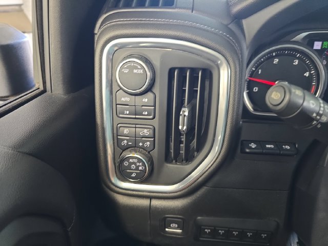 Certified 2022 Chevrolet Silverado 3500 High Country AWD/4WD image 18
