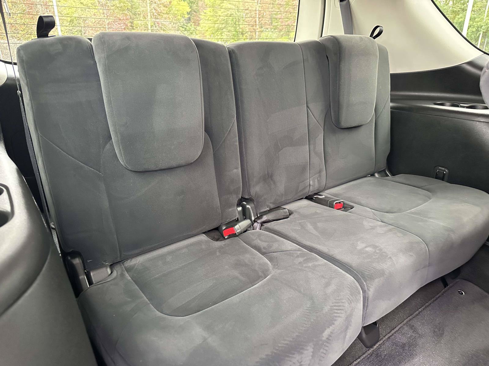 Used 2017 Nissan Armada SV AWD/4WD image 32