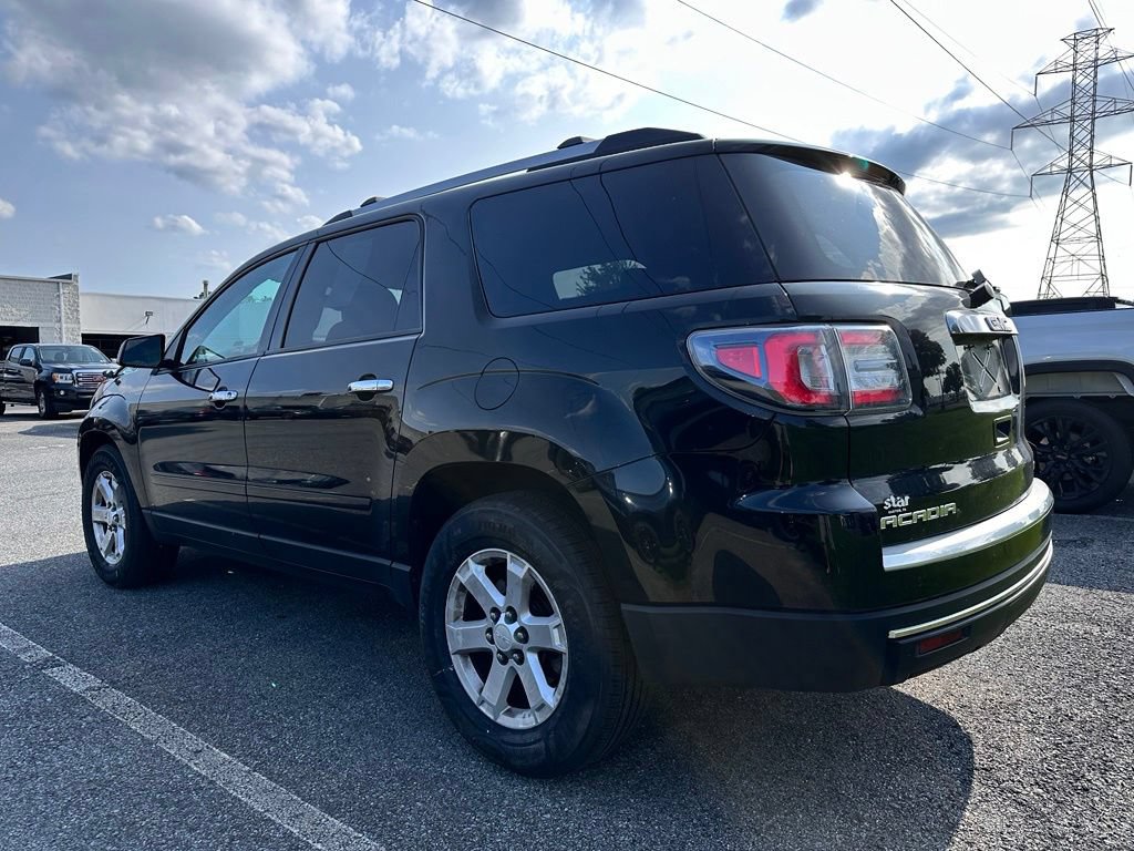 Used 2016 GMC Acadia SLE AWD/4WD image 3