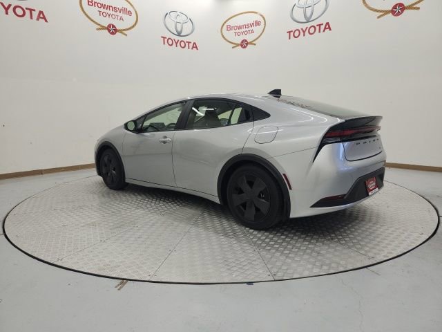 Used 2026 Toyota Prius LE image 6