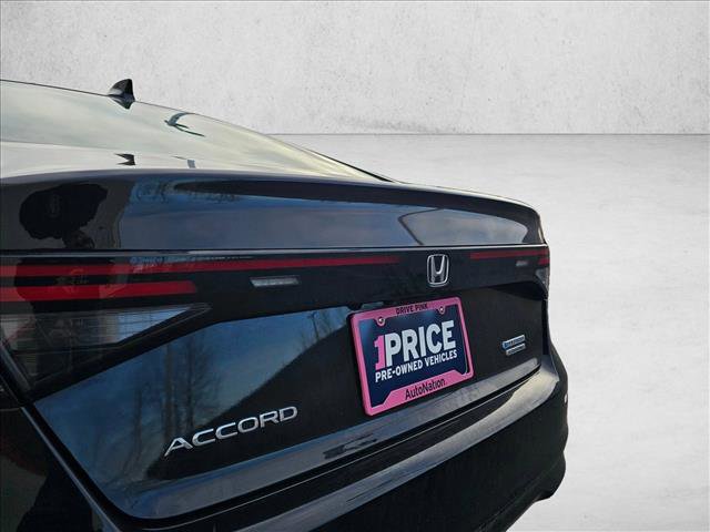 Used 2025 Honda Accord Touring image 12